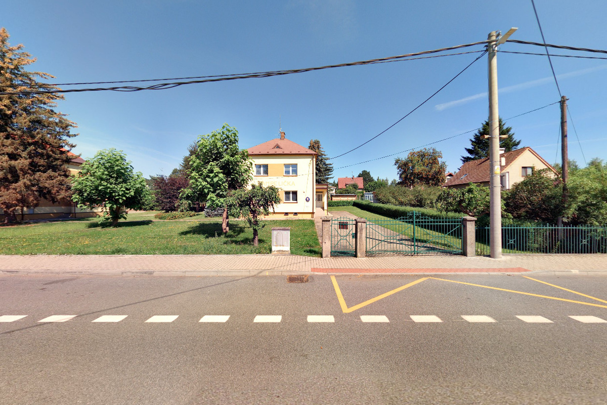 Místní knihovna Svijany foto 4