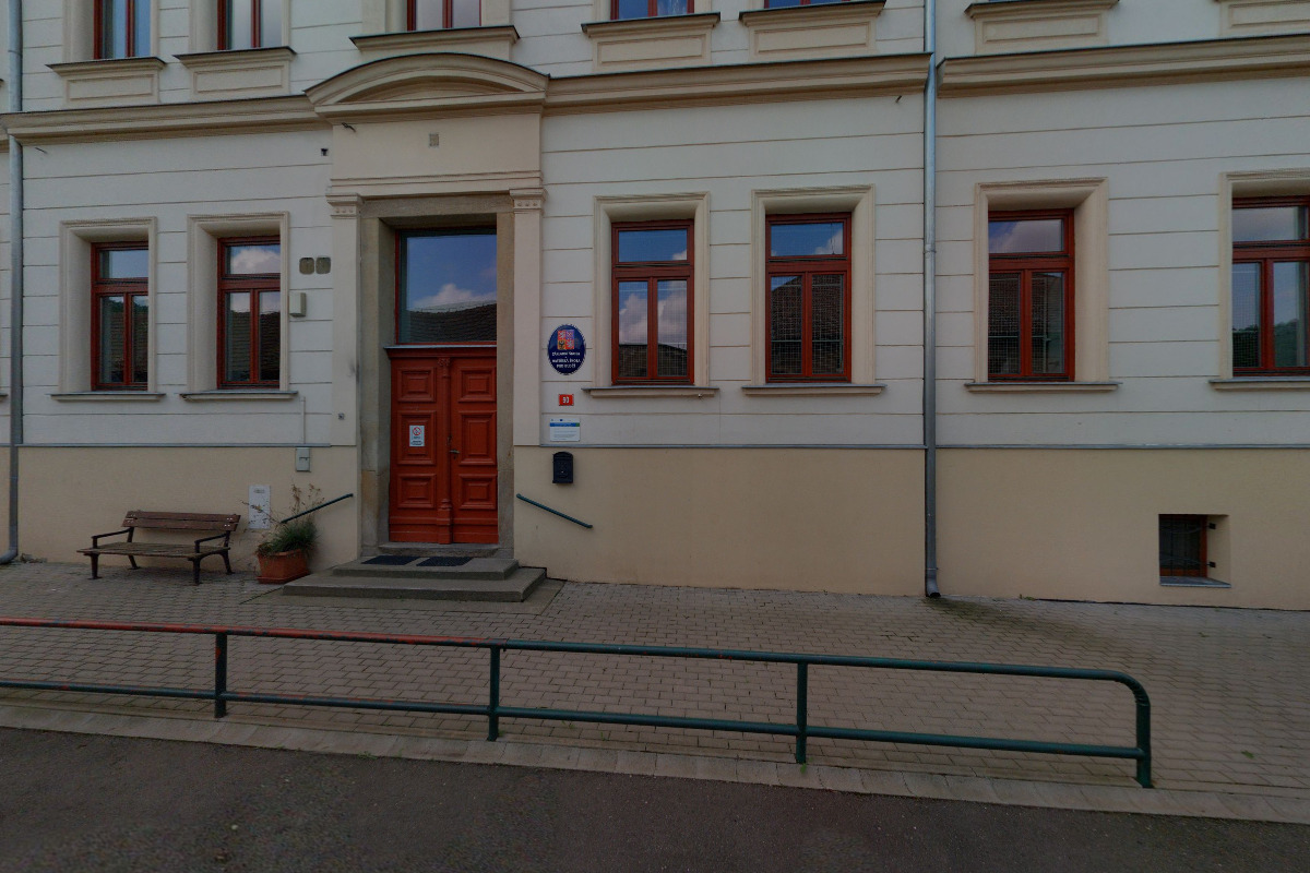 ZŠ a MŠ Pod Budčí, Zákolany foto 5