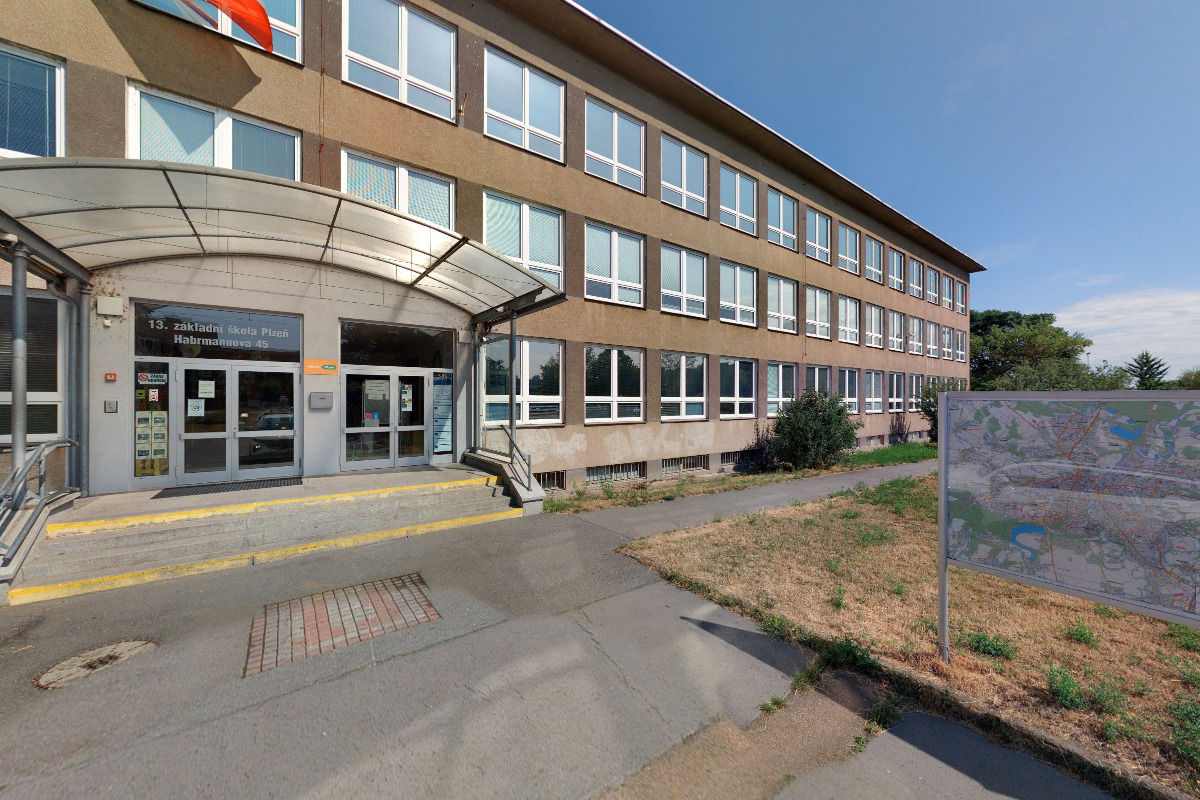 13. základní škola Plzeň, Habrmannova 45 foto 2