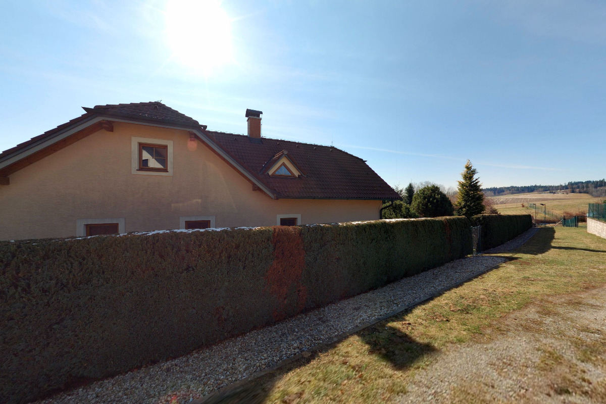 R & M Building, s.r.o.