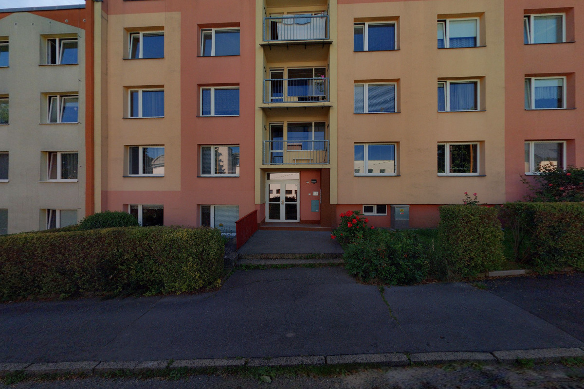 Pedikúra - manikúra Iveta Dubová