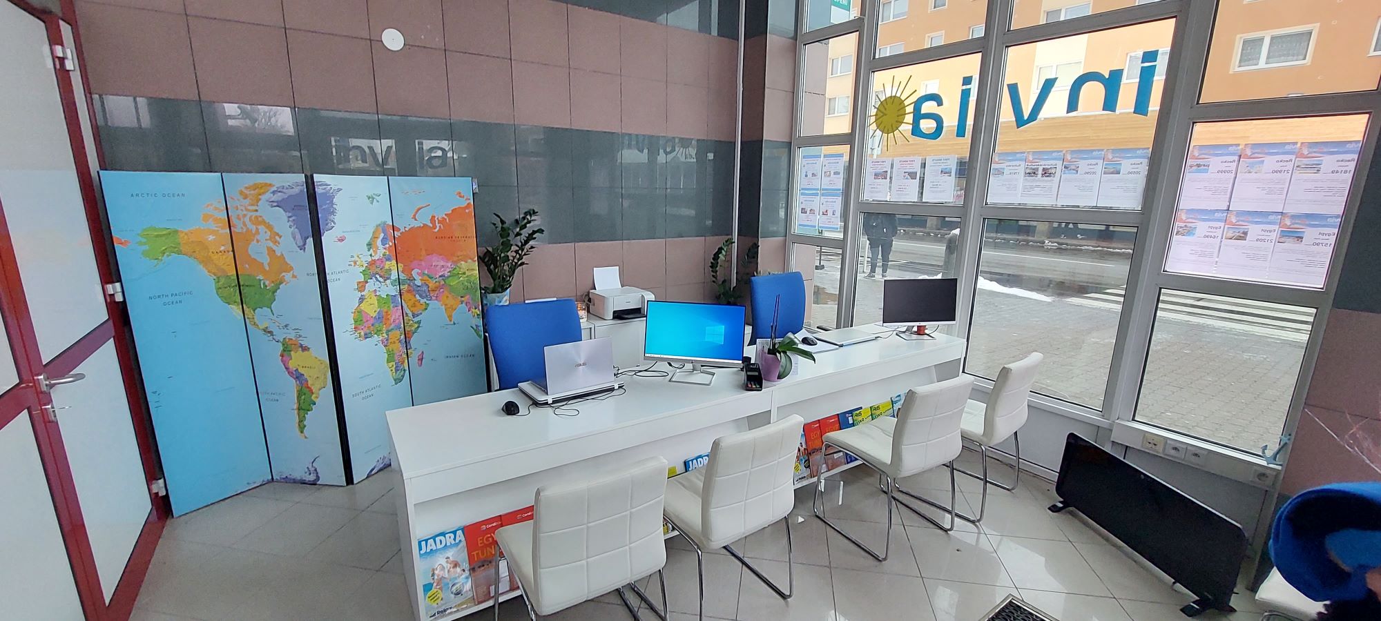 Invia - cestovní agentura foto 2