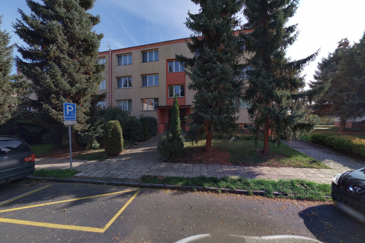 Krejčovské studio - Gabriela Crkalová