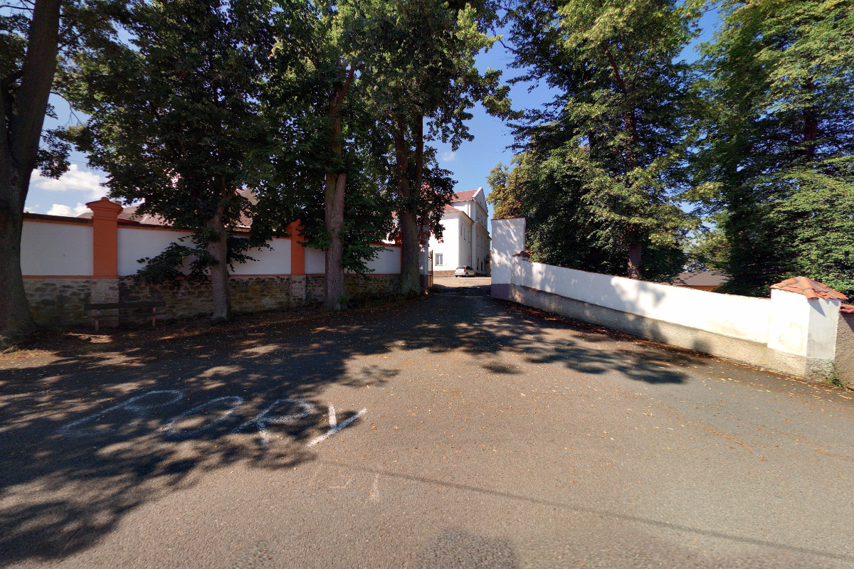 Výchovný ústav, střední škola a základní škola Terešov