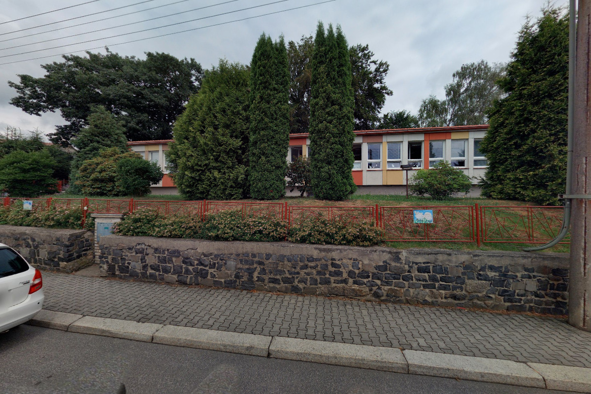 ZŠ, ZUŠ a MŠ Frýdlant - Jiráskova foto 3