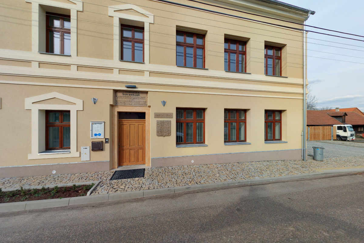 Holín - obecní úřad foto 6