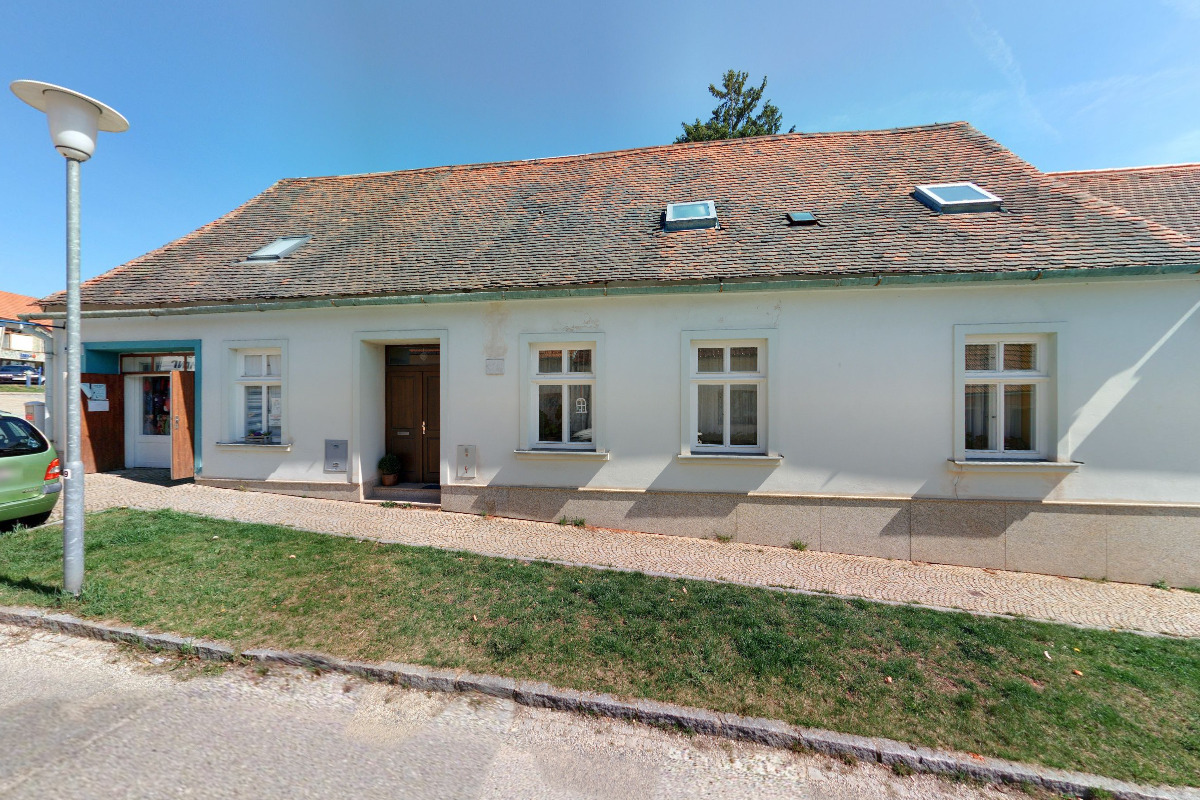 Second hand Tobiáškova