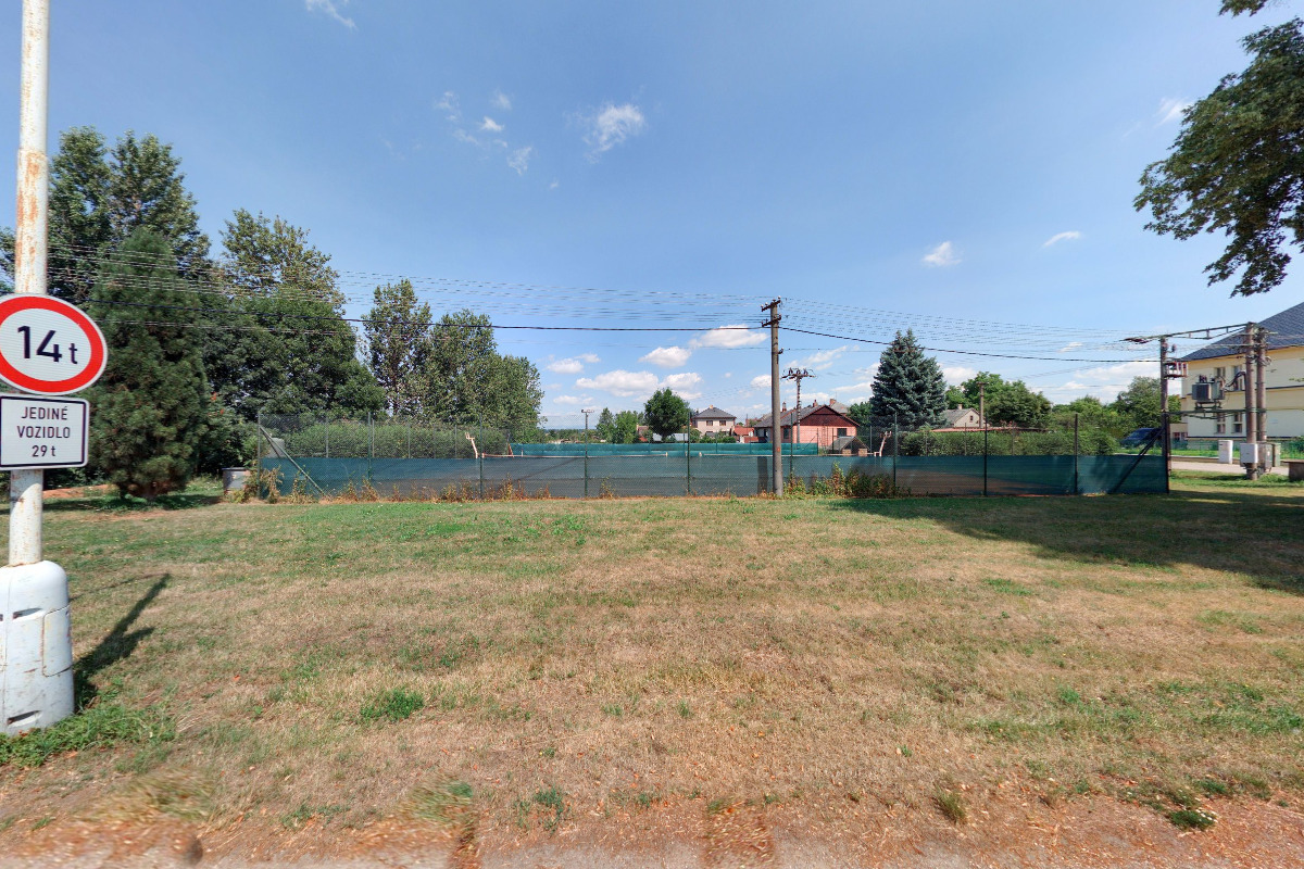 Tenisové kurty Černilovská