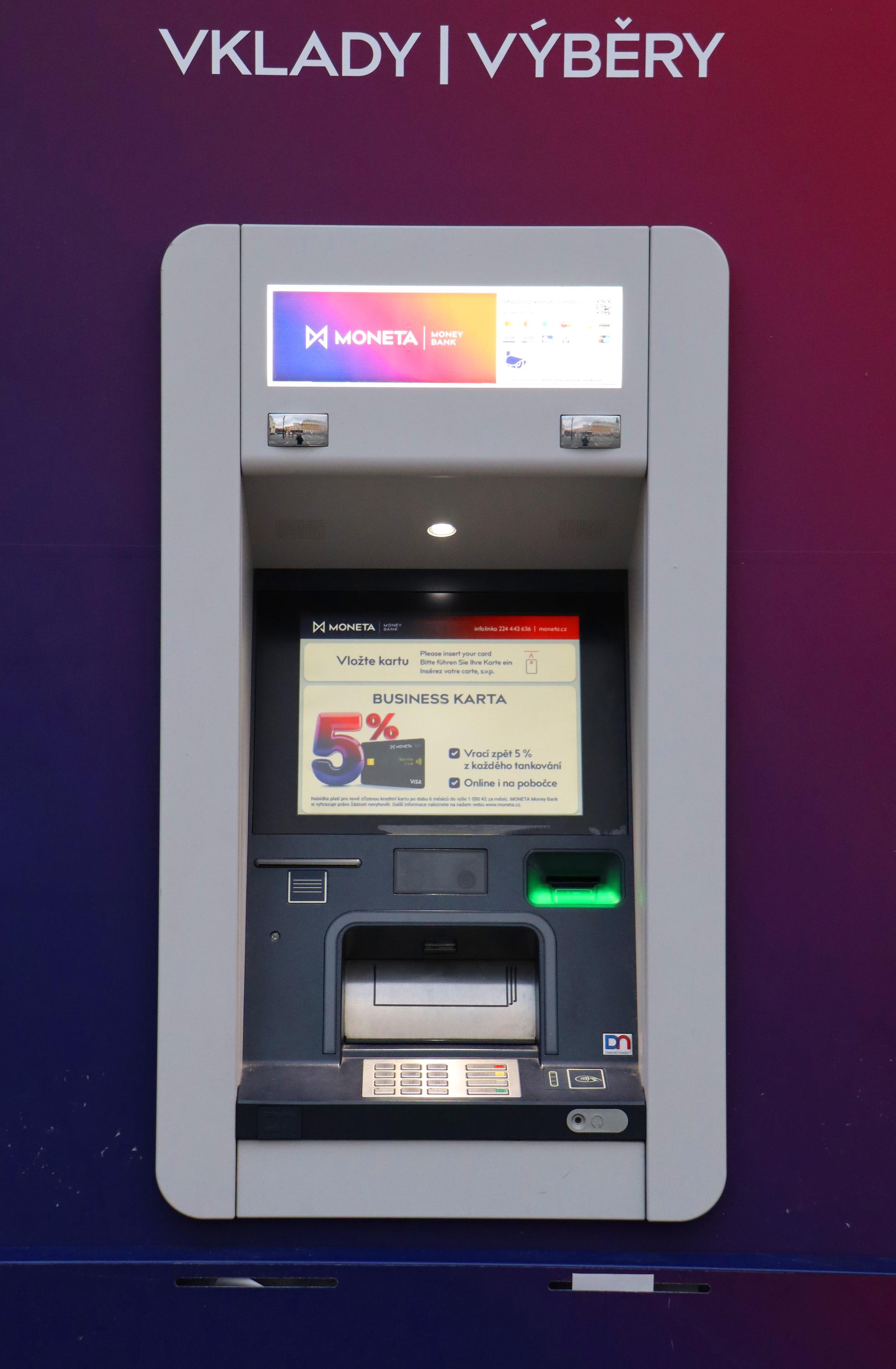 MONETA Money Bank foto 4