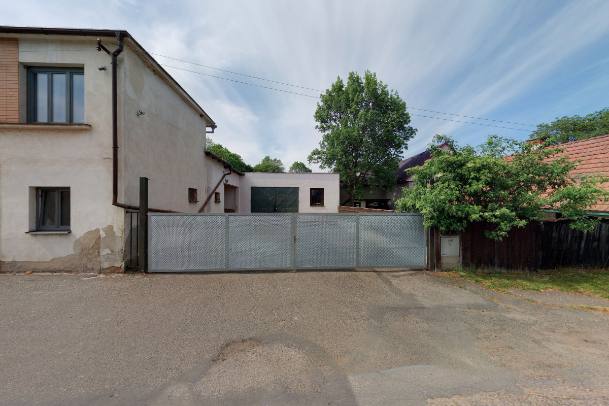 LUNÁR, spol. s r.o.