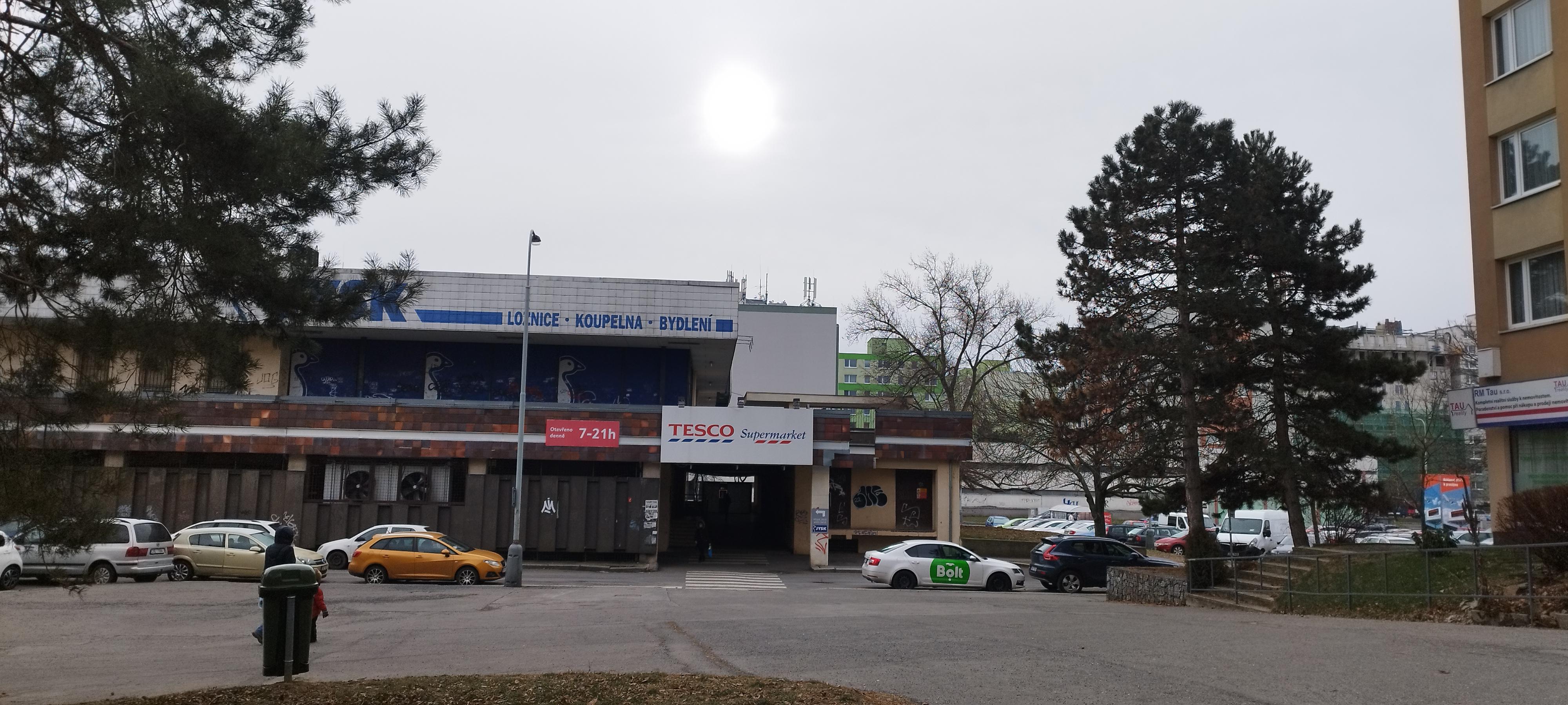 Tesco Supermarket foto 2