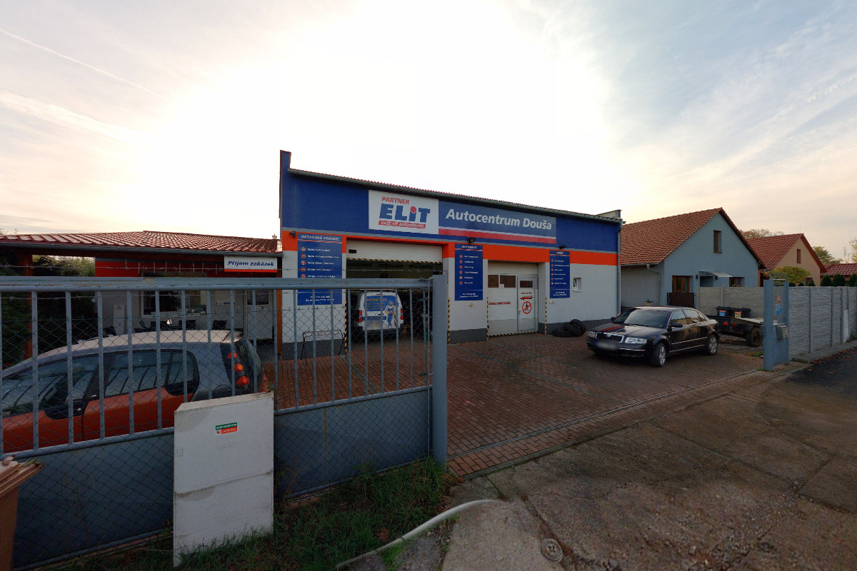 Autocentrum Douša