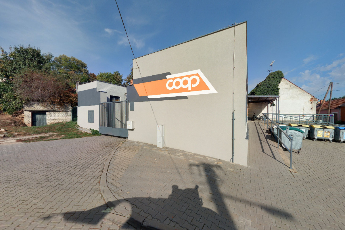 Jednota, spotřební družstvo v Hodoníně - COOP foto 1