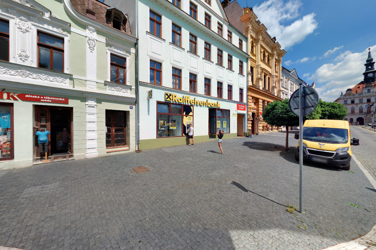 Raiffeisenbank - bankomat foto 4