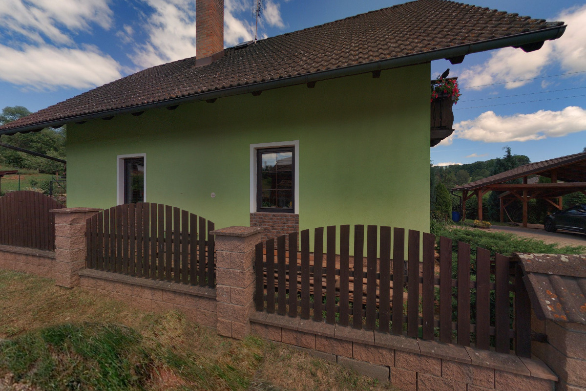 Aleš Maloch - prodej vody z hlubinných vrtů