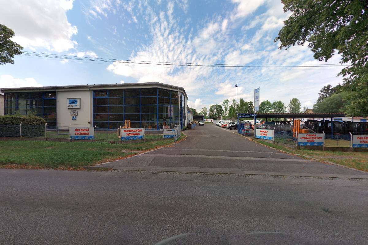 EUROLIFT CZ s.r.o. | Divize čistící a úklidová technika foto 2