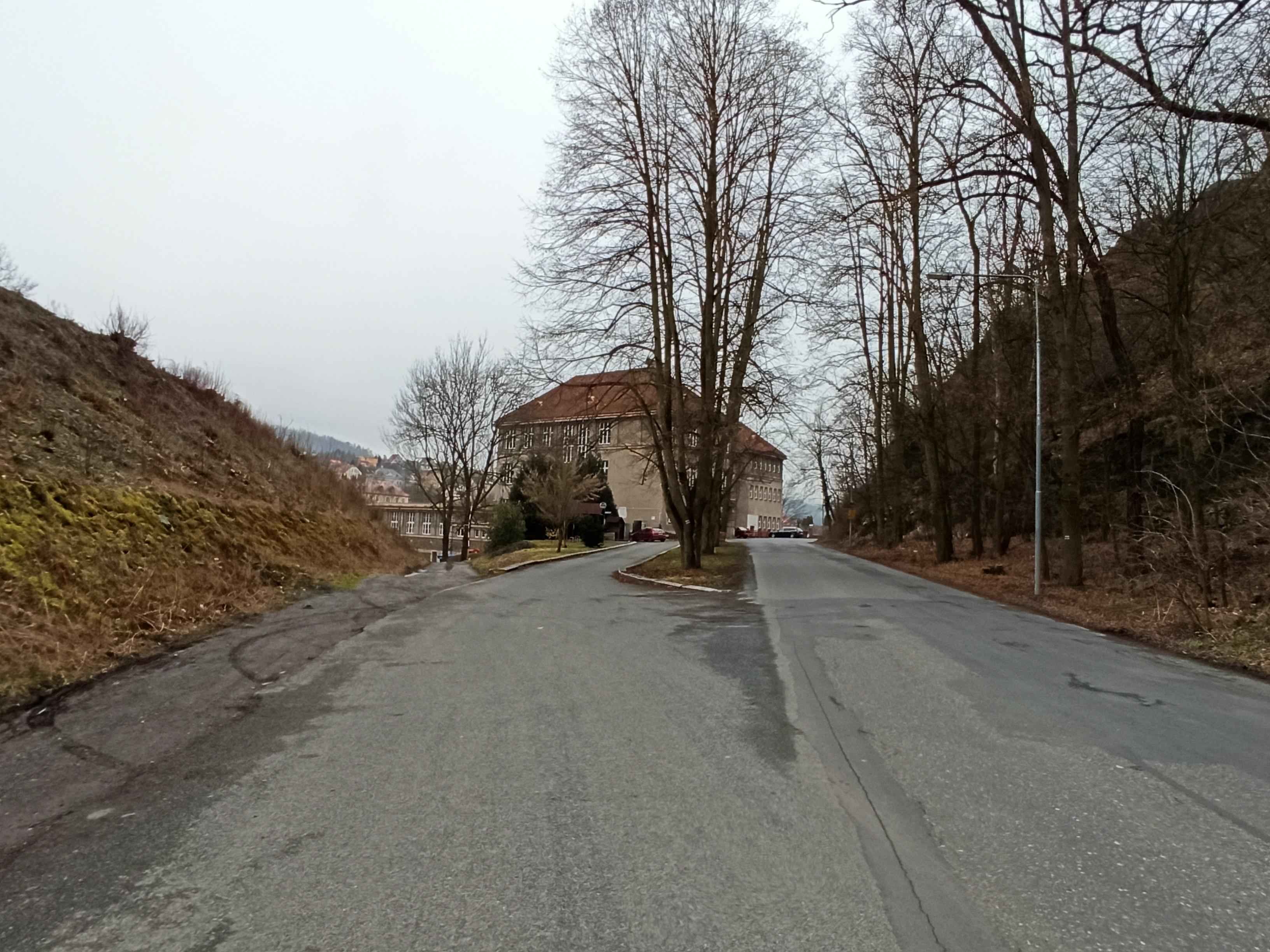 Základní škola a Mateřská škola Křivoklát foto 3