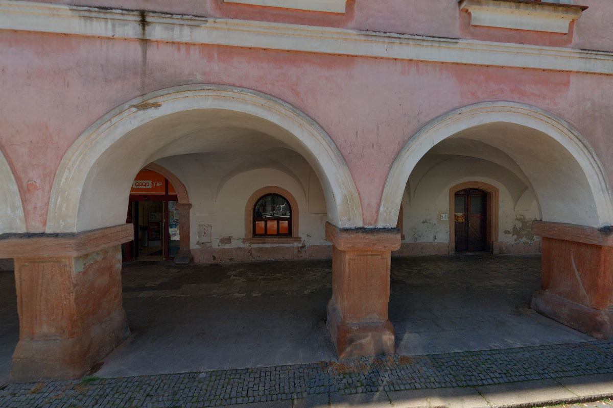 COOP Dvůr Králové n. L., družstvo foto 2