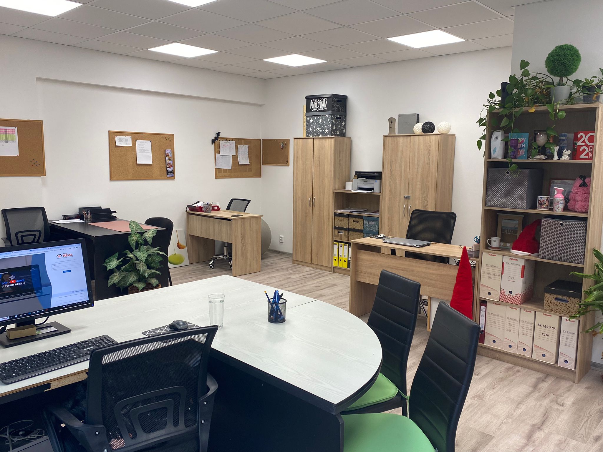 RK Adriana - realitní kancelář foto 6