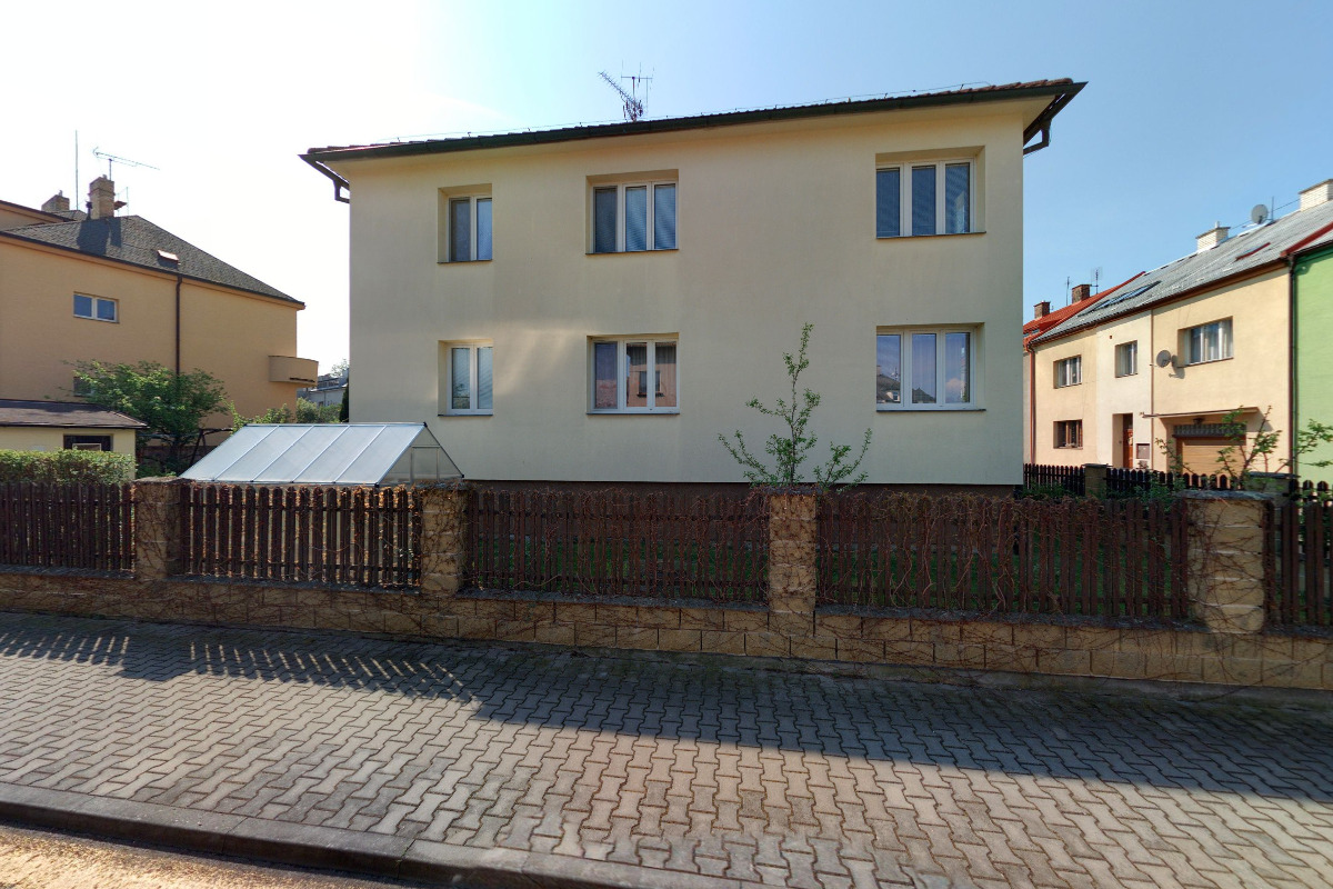 Červený klobouk, s.r.o.