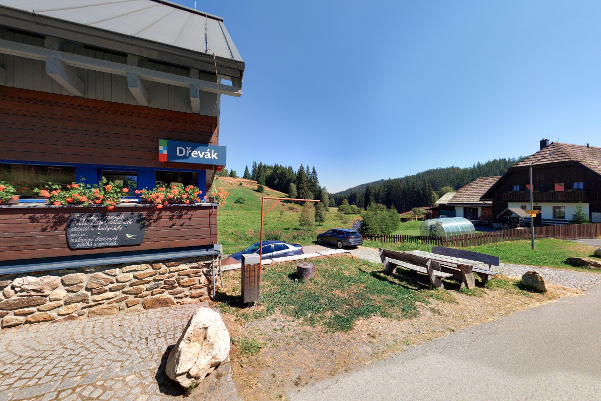 Nabíjecí stanice Návštěvnické centrum Dřevák