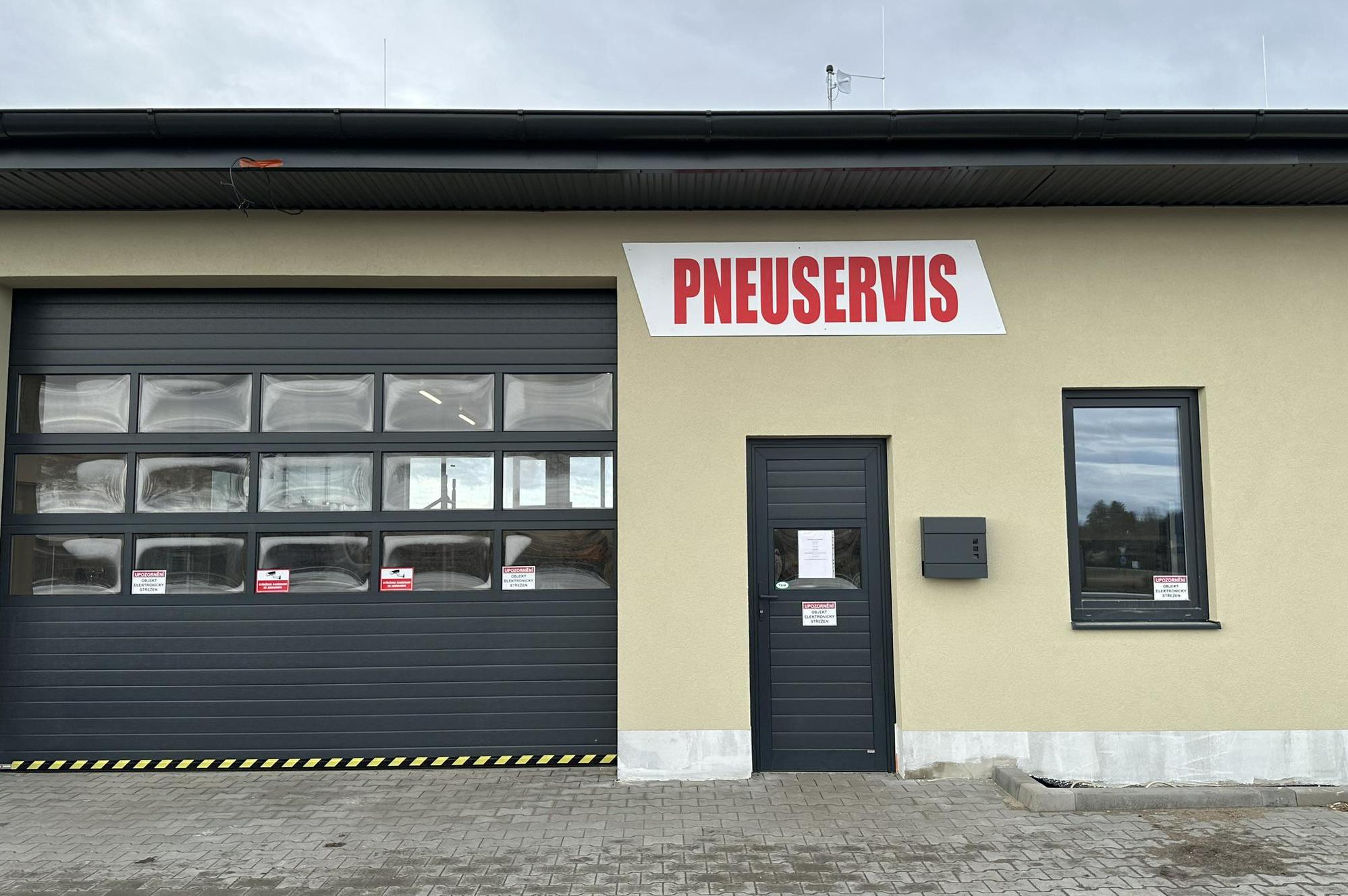 Pneuservis Mamiňák