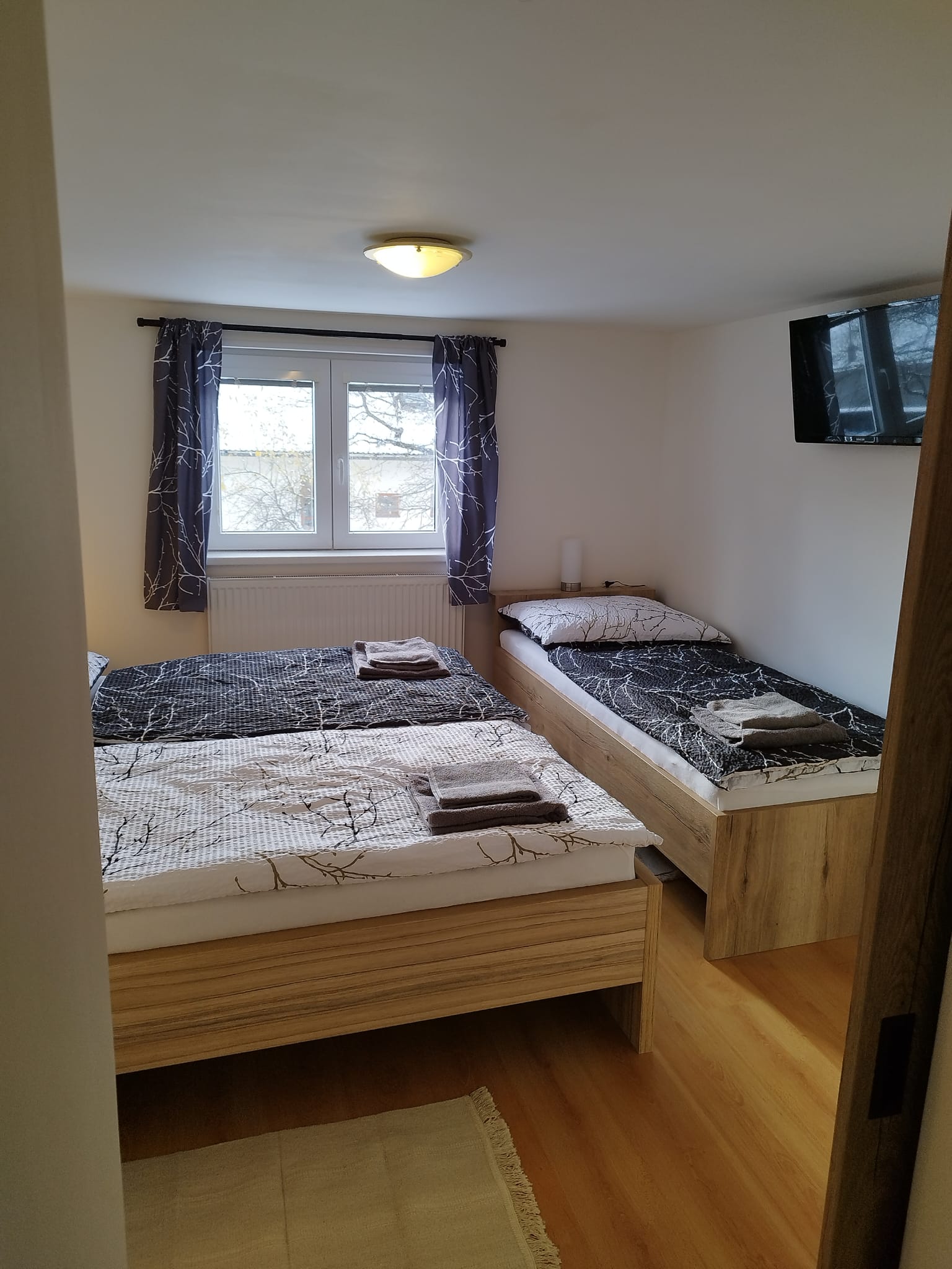Chalupa u hřiště foto 4