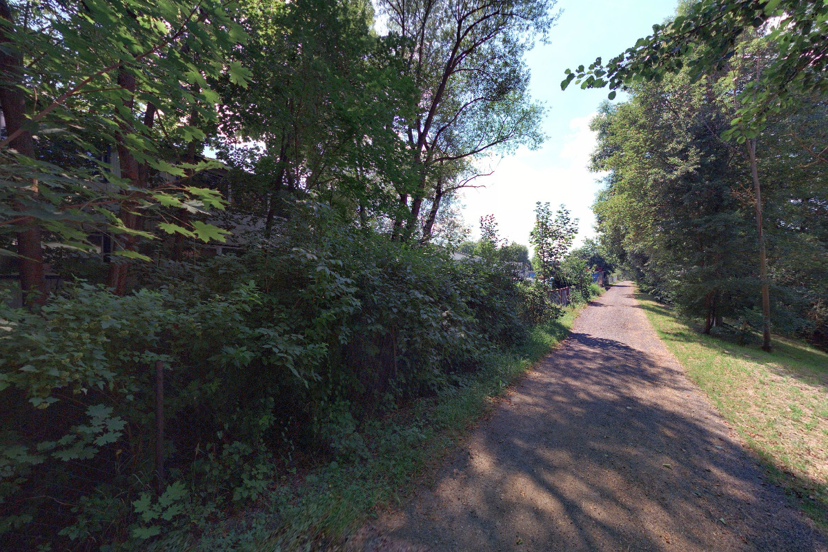 Besmont foto 5