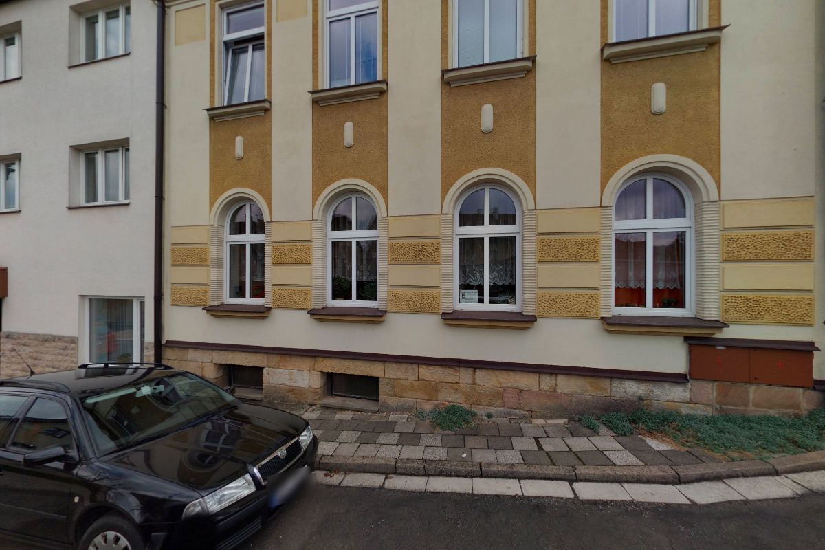 Brána, střední škola