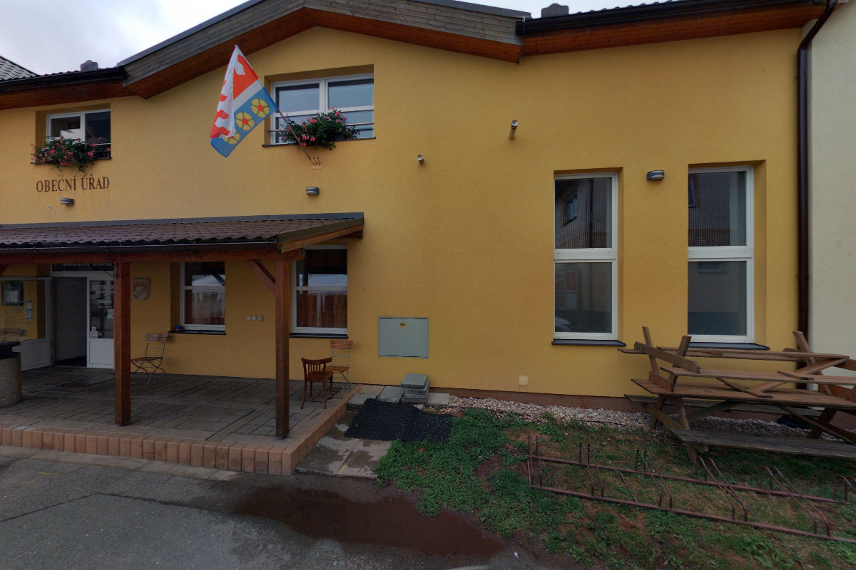 Žďár nad Metují - obecní úřad foto 3