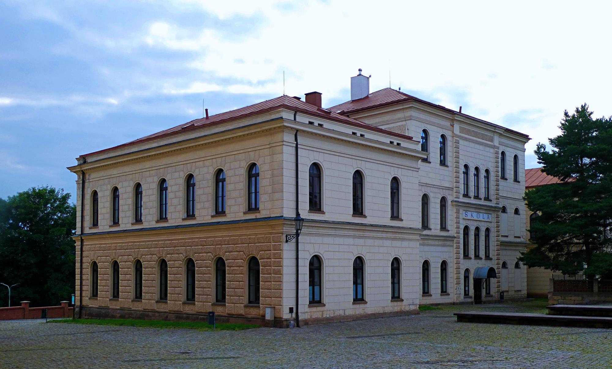 Masarykova základní škola, Broumov, Komenského 312, okres Náchod foto 4