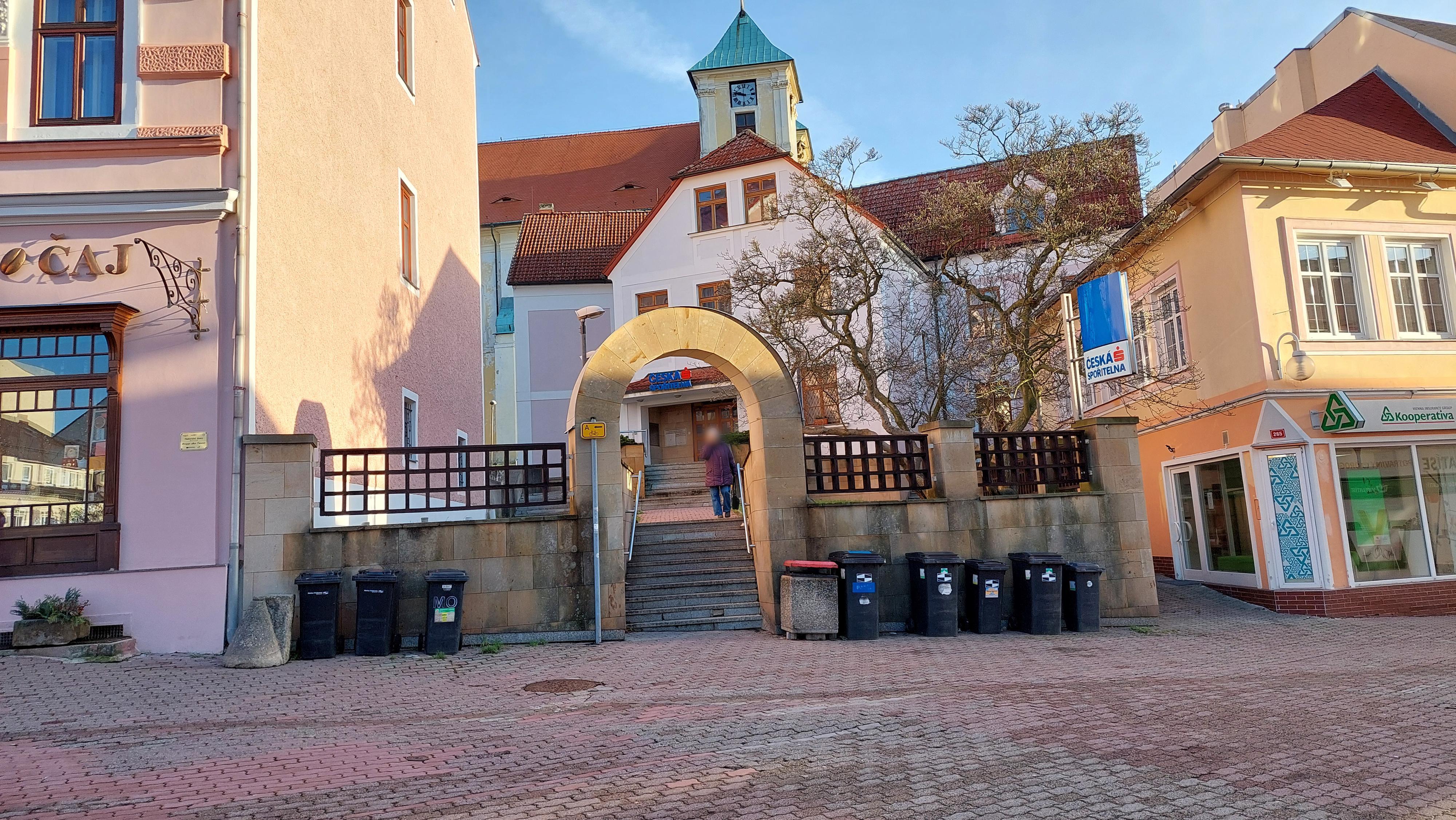 Bankomat České spořitelny foto 2