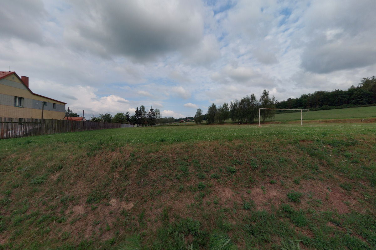 Fotbalové hřiště Podolí I foto 1