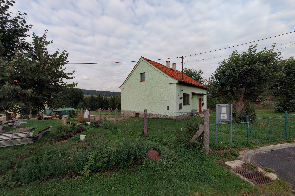 Srby - obecní úřad foto 2