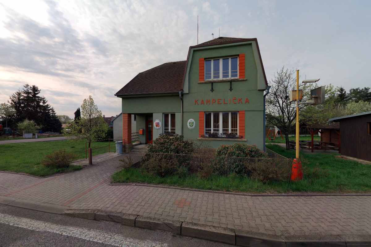 Bílsko u Hořic - obecní úřad foto 1