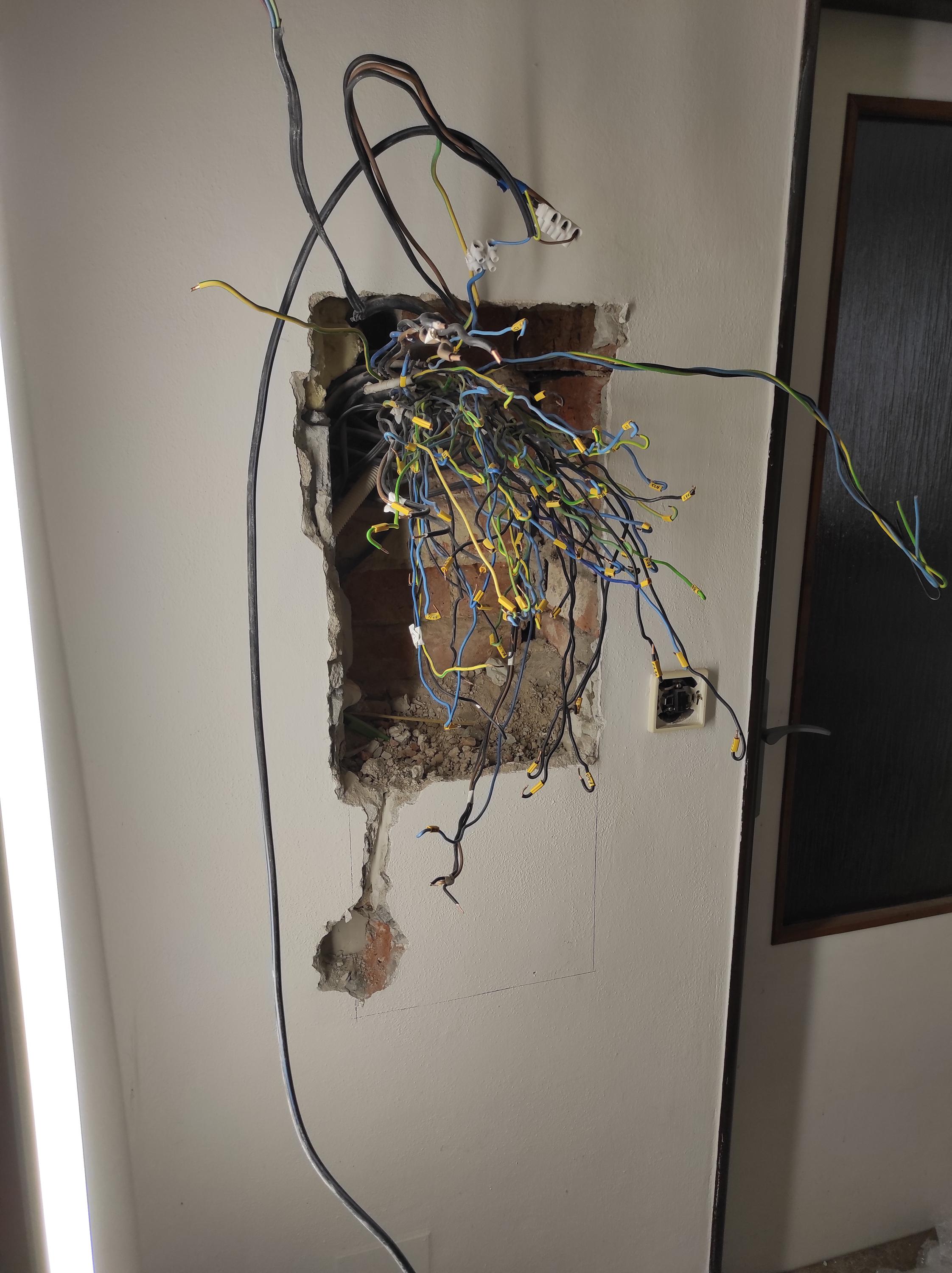 Elektroinstalace Zdeněk Rusz foto 3