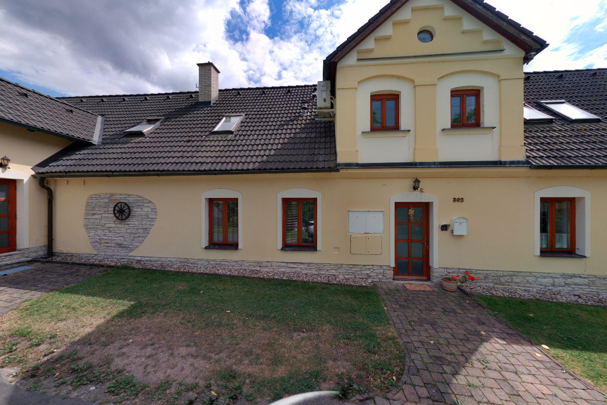 Mgr. Veronika Petříková, advokátka