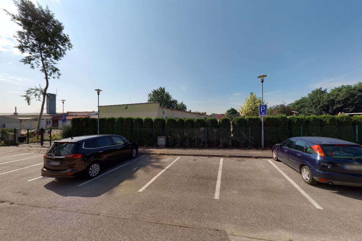 ZŠ a MŠ Hradec Králové, Markova foto 2