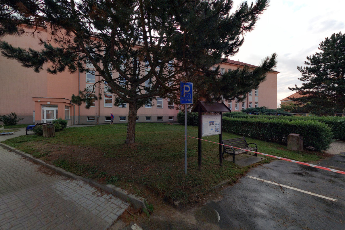 ZŠ a MŠ Mimoň, Letná foto 4
