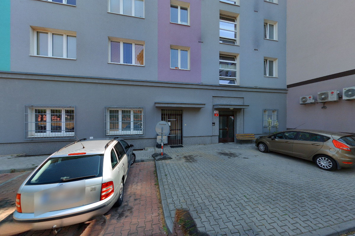 Tabák nám. Generála Píky 16 foto 1