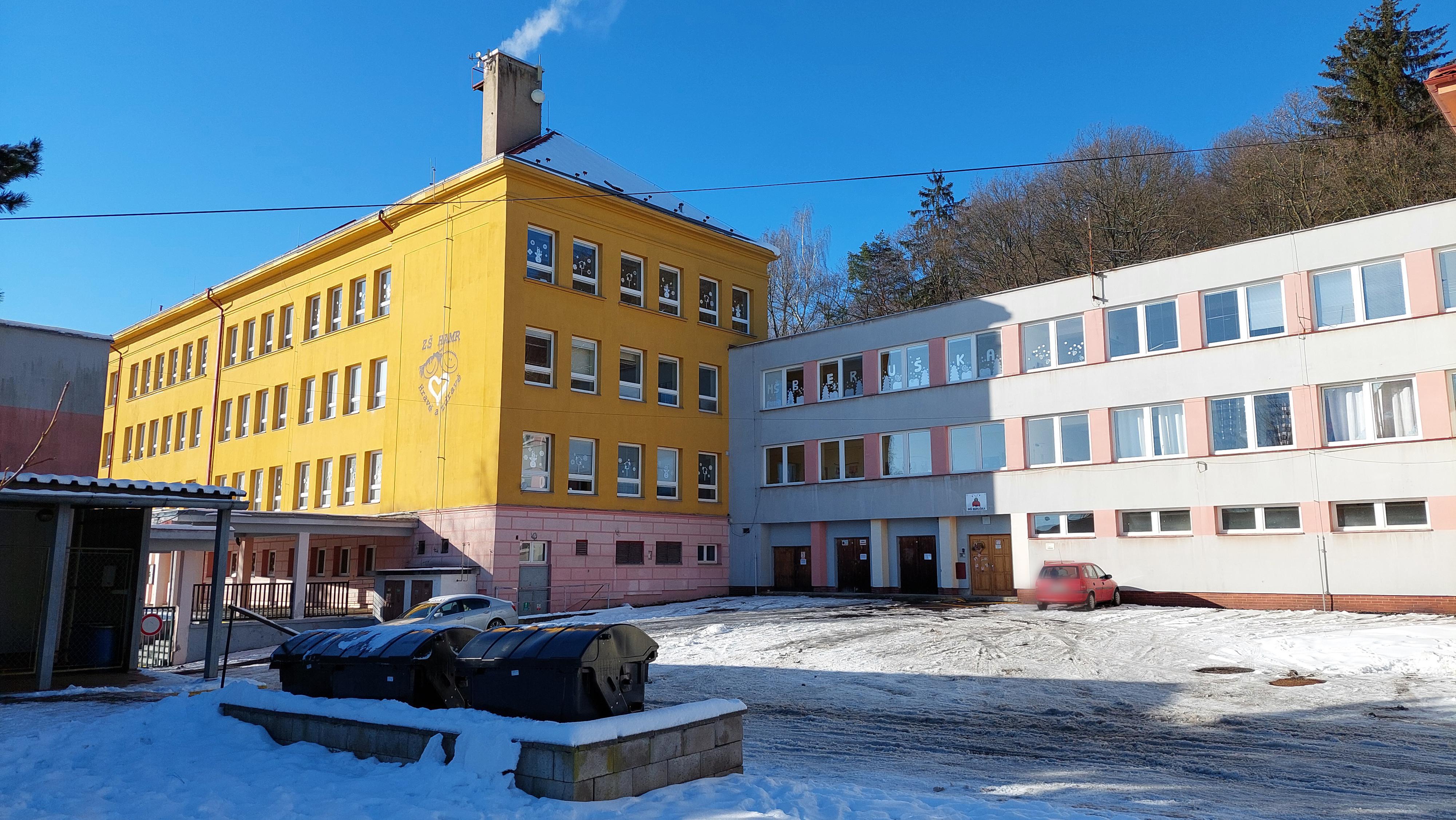 ZŠ Litvínov - Hamr, Mládežnická