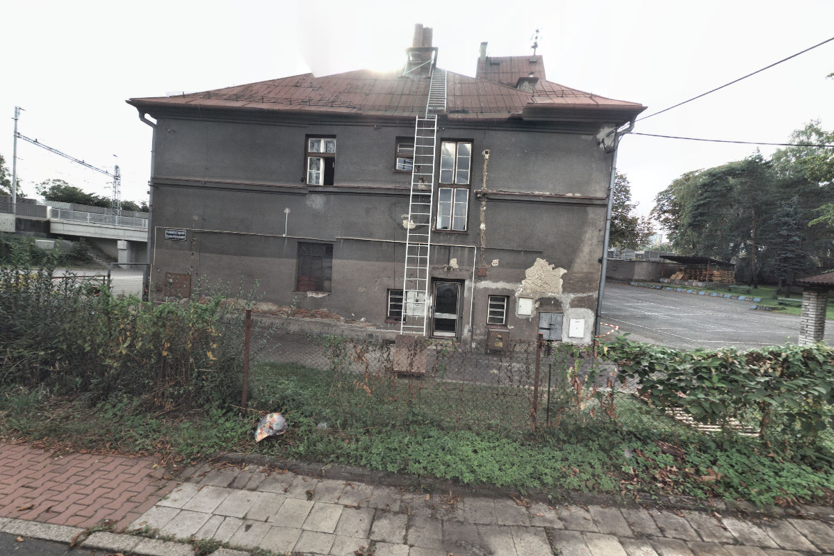 Hasičský záchranný sbor Moravskoslezského kraje - Pobočná požární stanice Český Těšín foto 2