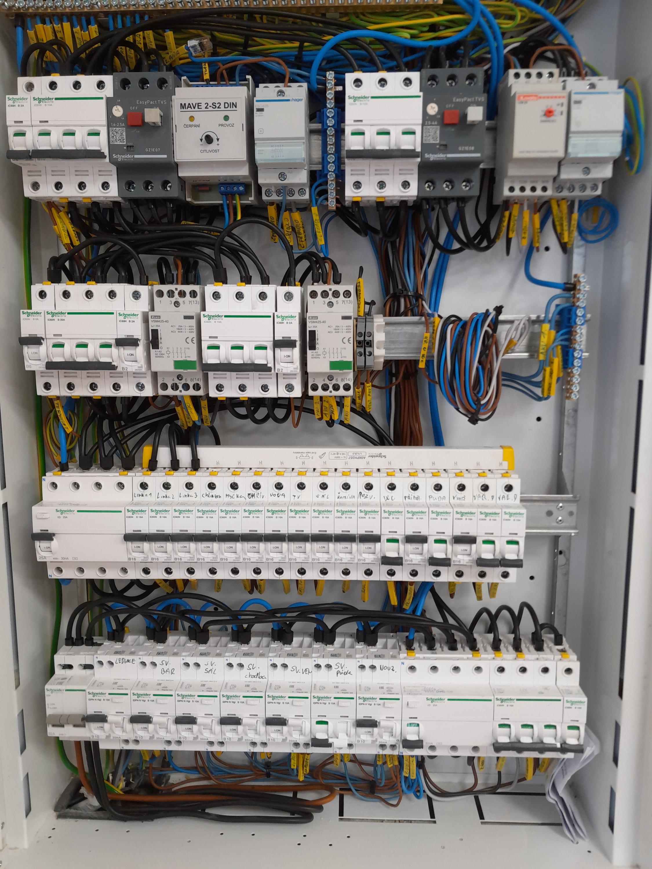 Elektrikář, revizní technik - Aleš Ryjáček foto 3