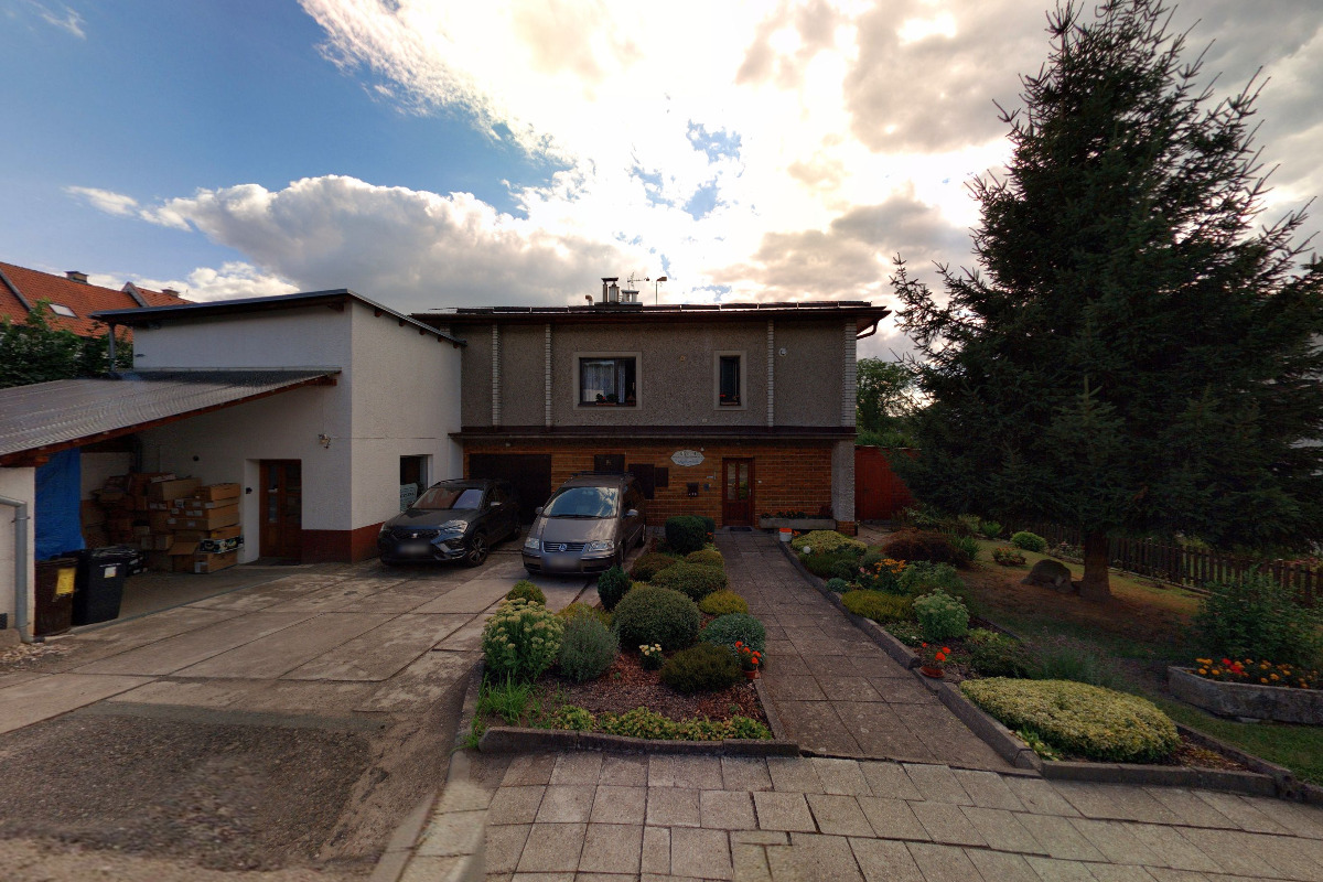 CRYSTAL Pavel Makalouš