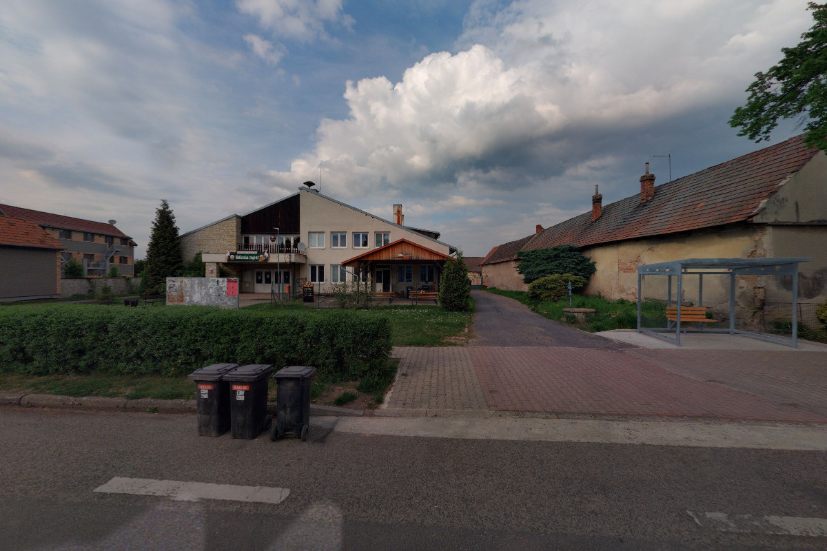 Restaurace u Šárky Račice