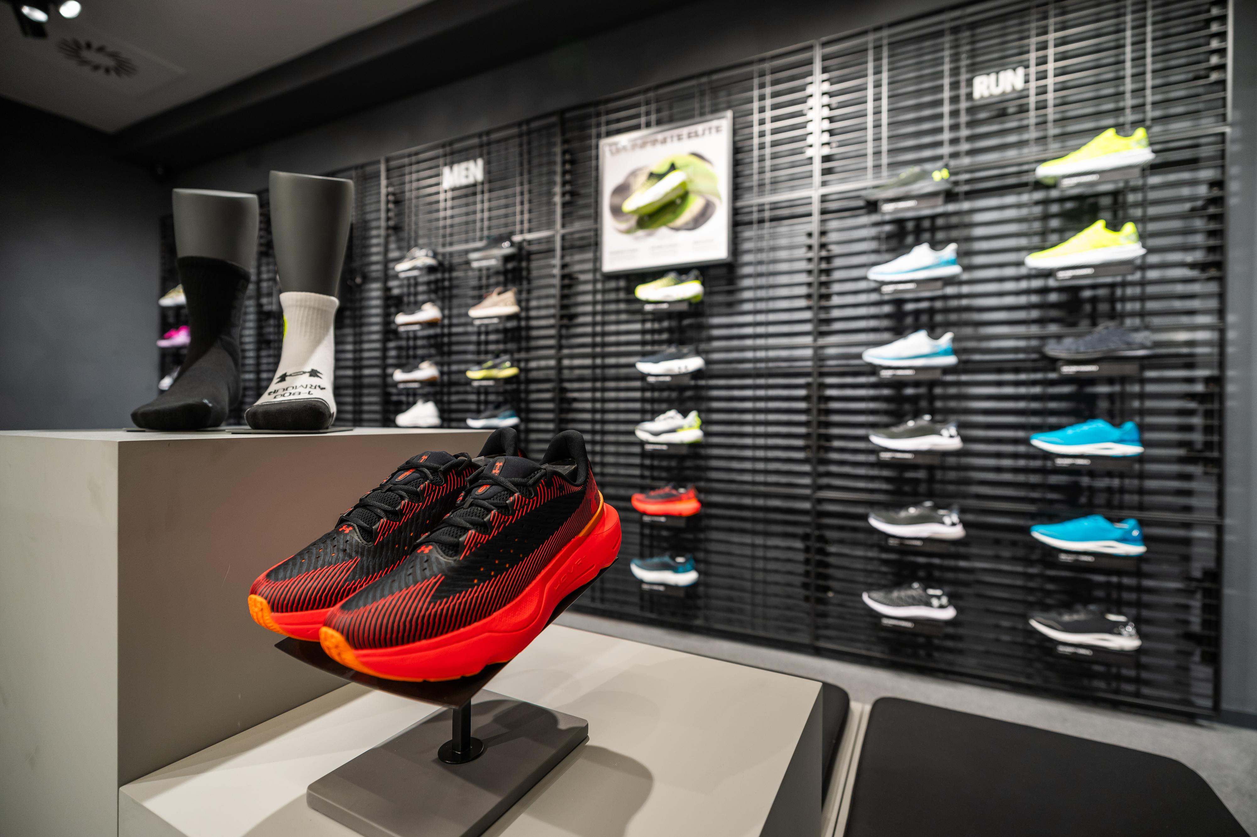 Under Armour Brand House foto 3