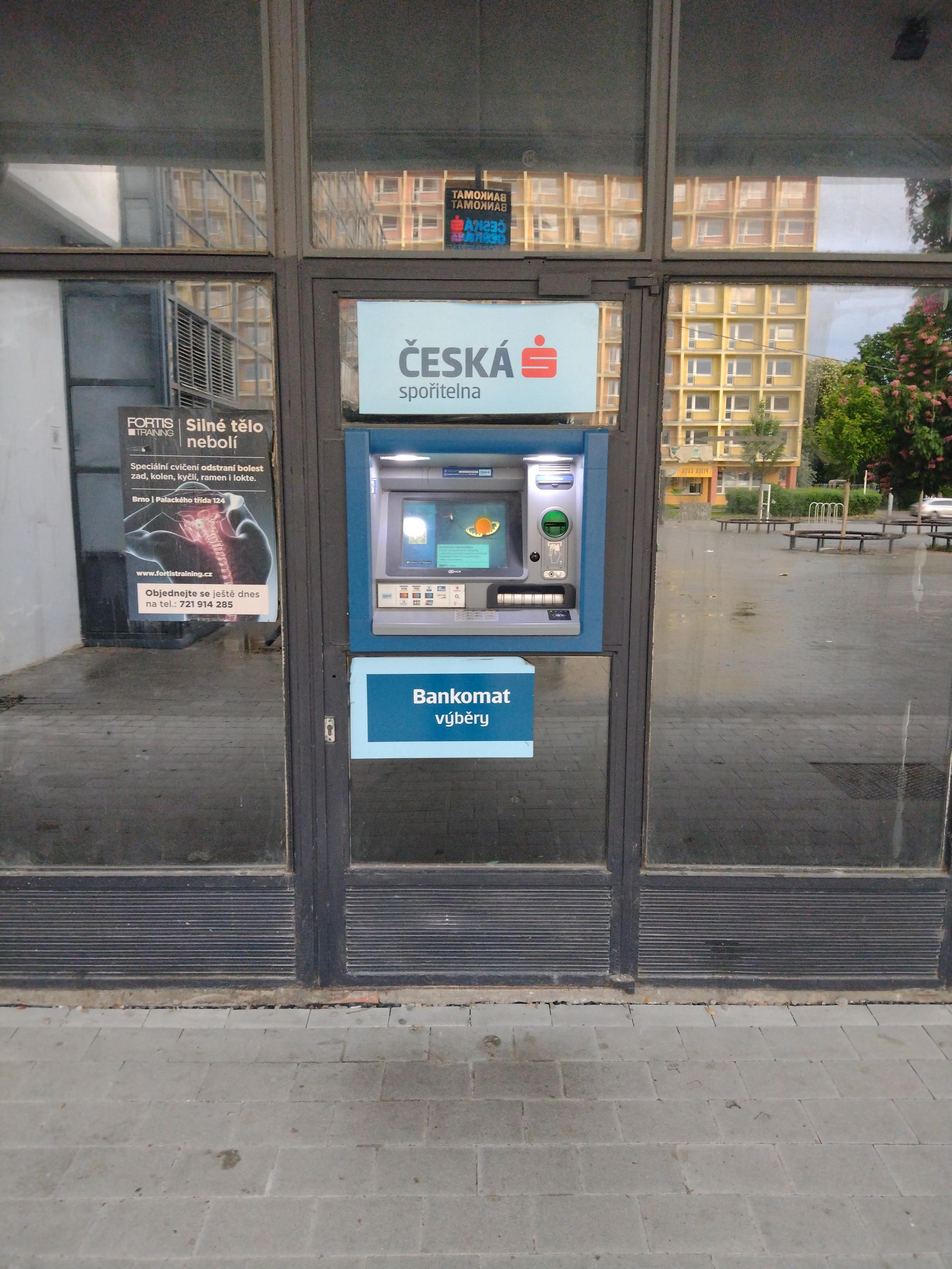 Bankomat České spořitelny foto 2