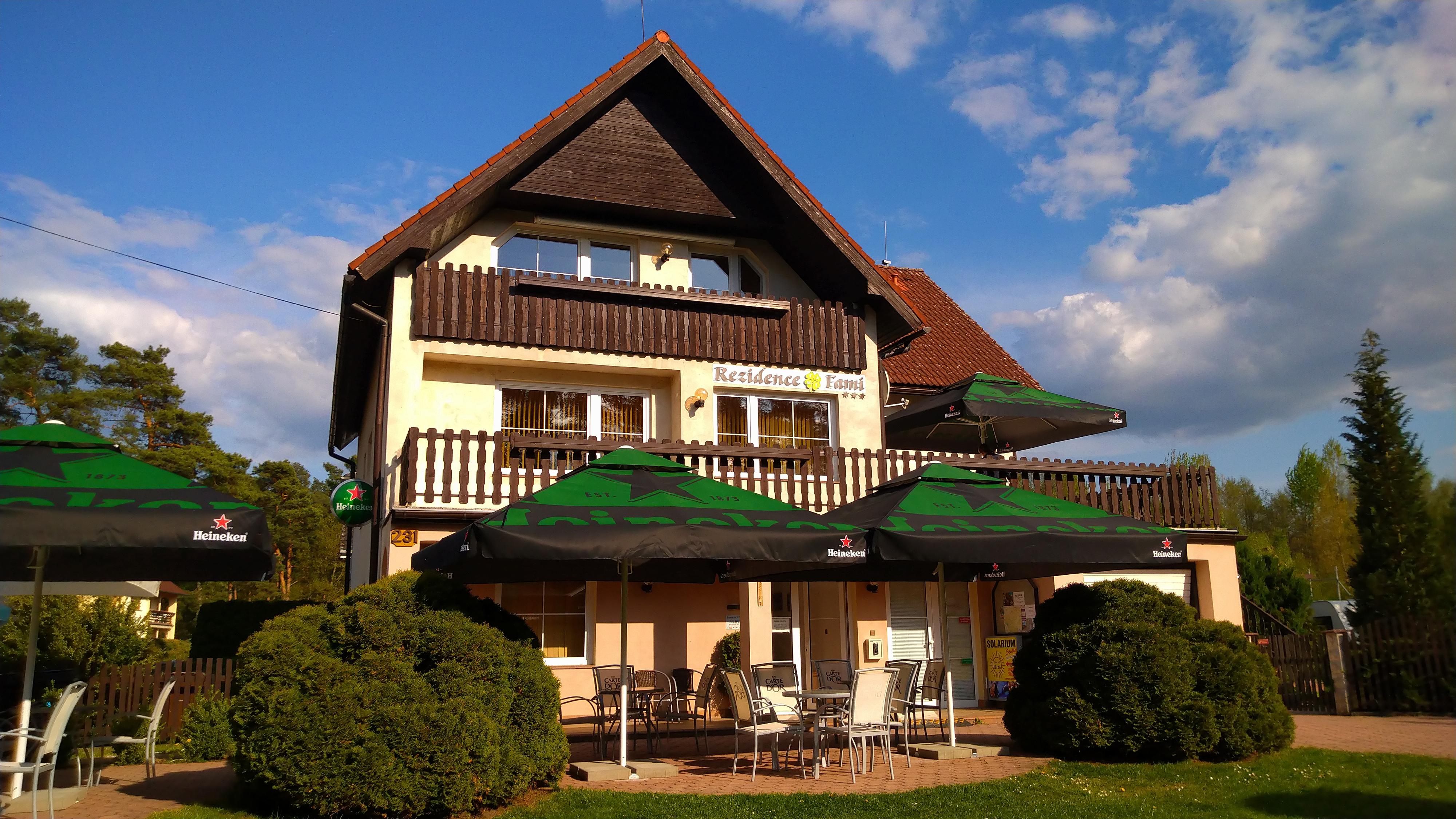 Prodej zmrzliny Ben & Jerry’s a pizza foto 4