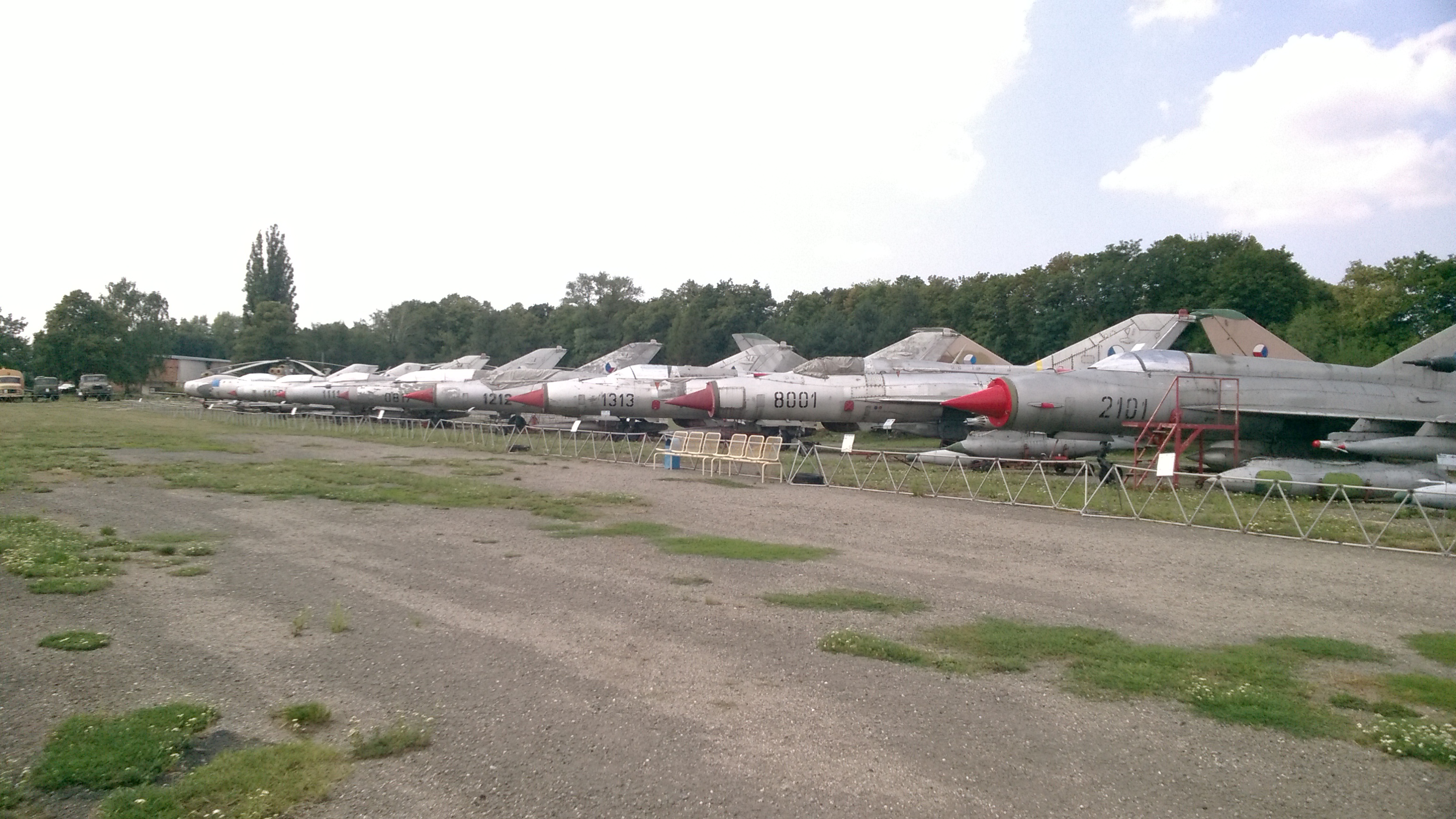 Nadace Letecké historické společnosti Vyškov foto 2