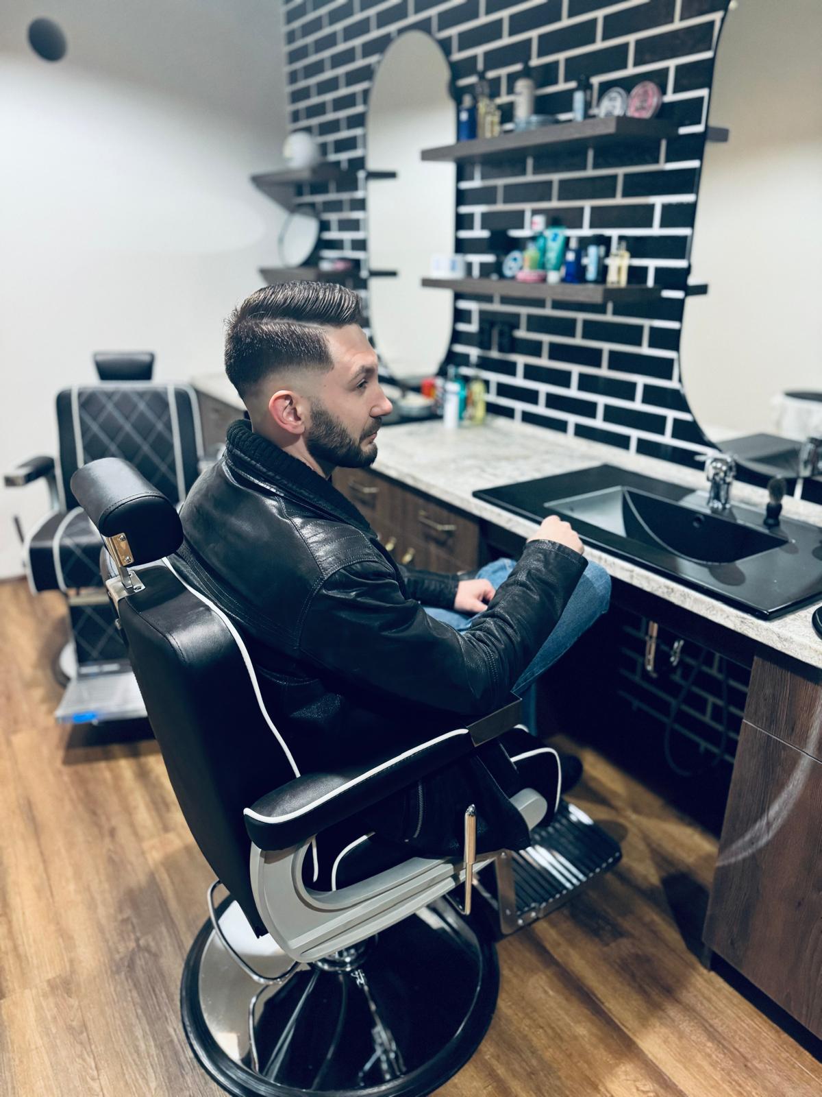 Earl’s Barbershop foto 4